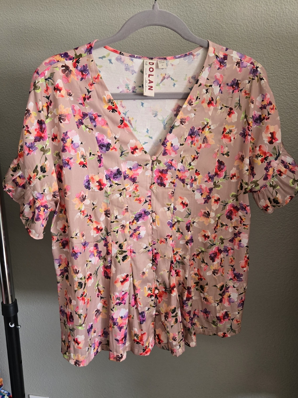 dolan Pink Multi Floral V-Neck Ruffle Sleeve Top - Picture 4 of 5